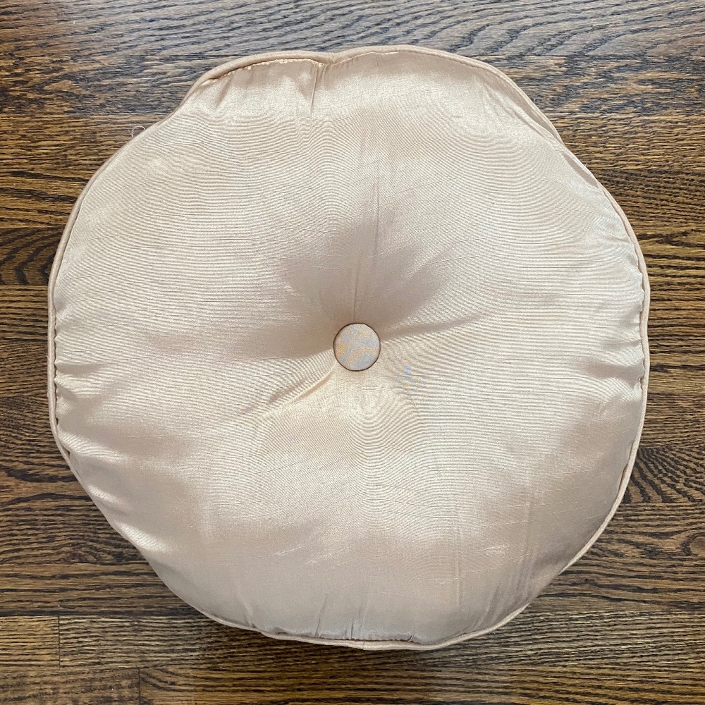 Round Accent Pillow - Gold